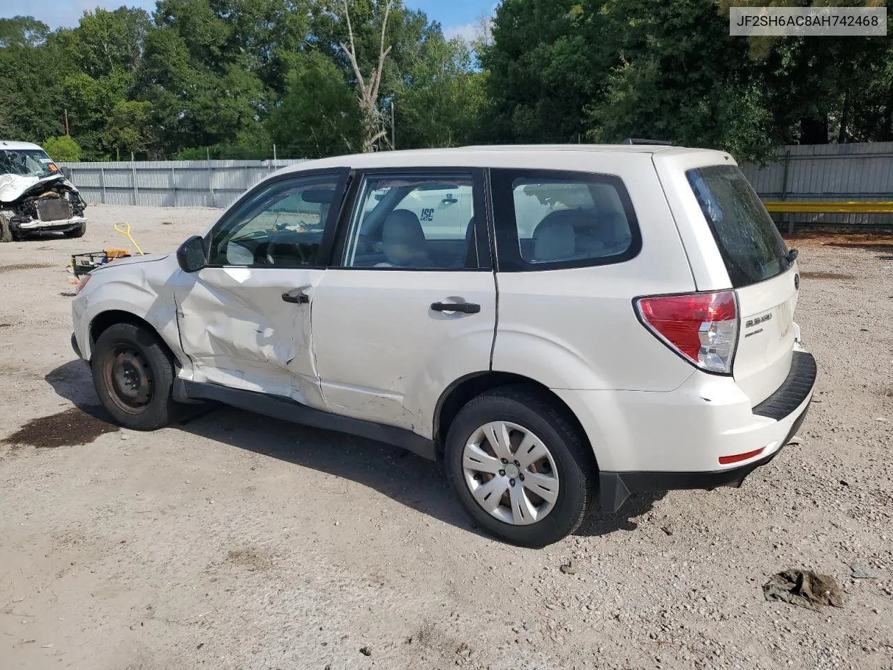 2010 Subaru Forester 2.5X VIN: JF2SH6AC8AH742468 Lot: 69300884