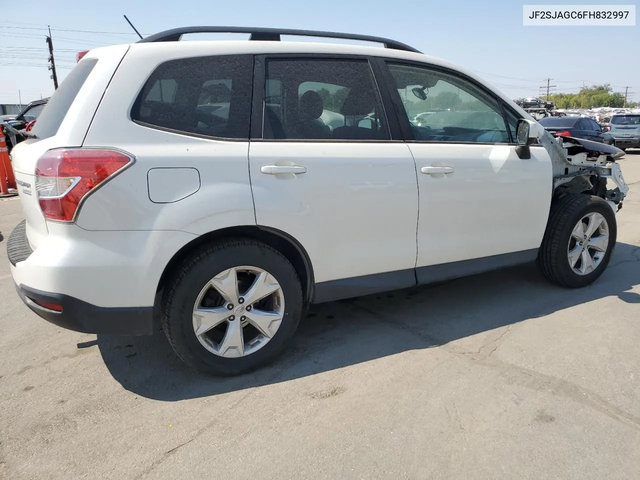 JF2SJAGC6FH832997 2015 Subaru Forester 2.5I Premium