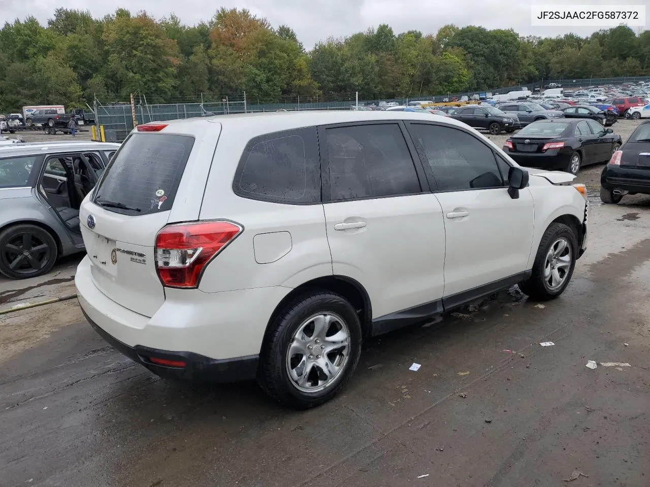 2015 Subaru Forester 2.5I VIN: JF2SJAAC2FG587372 Lot: 72142004