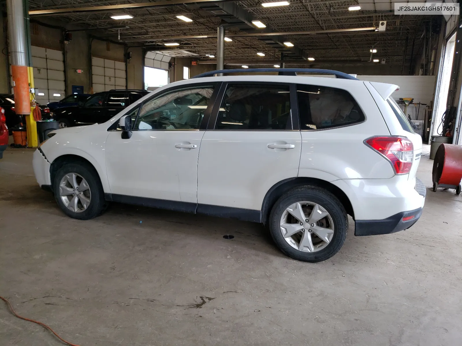 2016 Subaru Forester 2.5I Limited VIN: JF2SJAKC1GH517601 Lot: 64958914