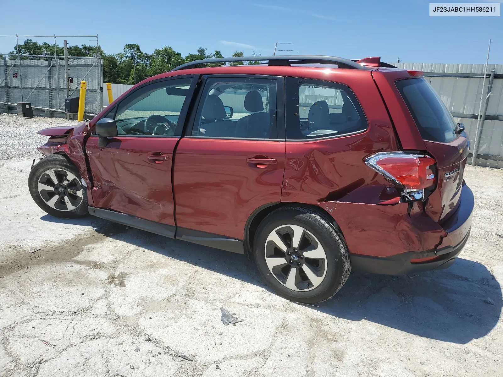 2017 Subaru Forester 2.5I VIN: JF2SJABC1HH586211 Lot: 61229864