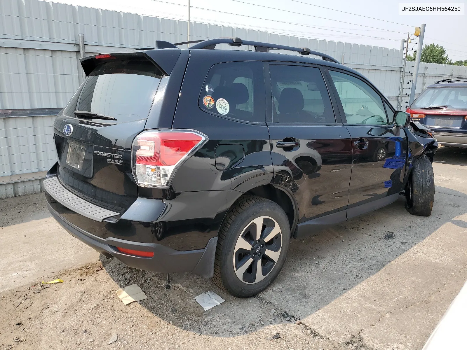 JF2SJAEC6HH564250 2017 Subaru Forester 2.5I Premium