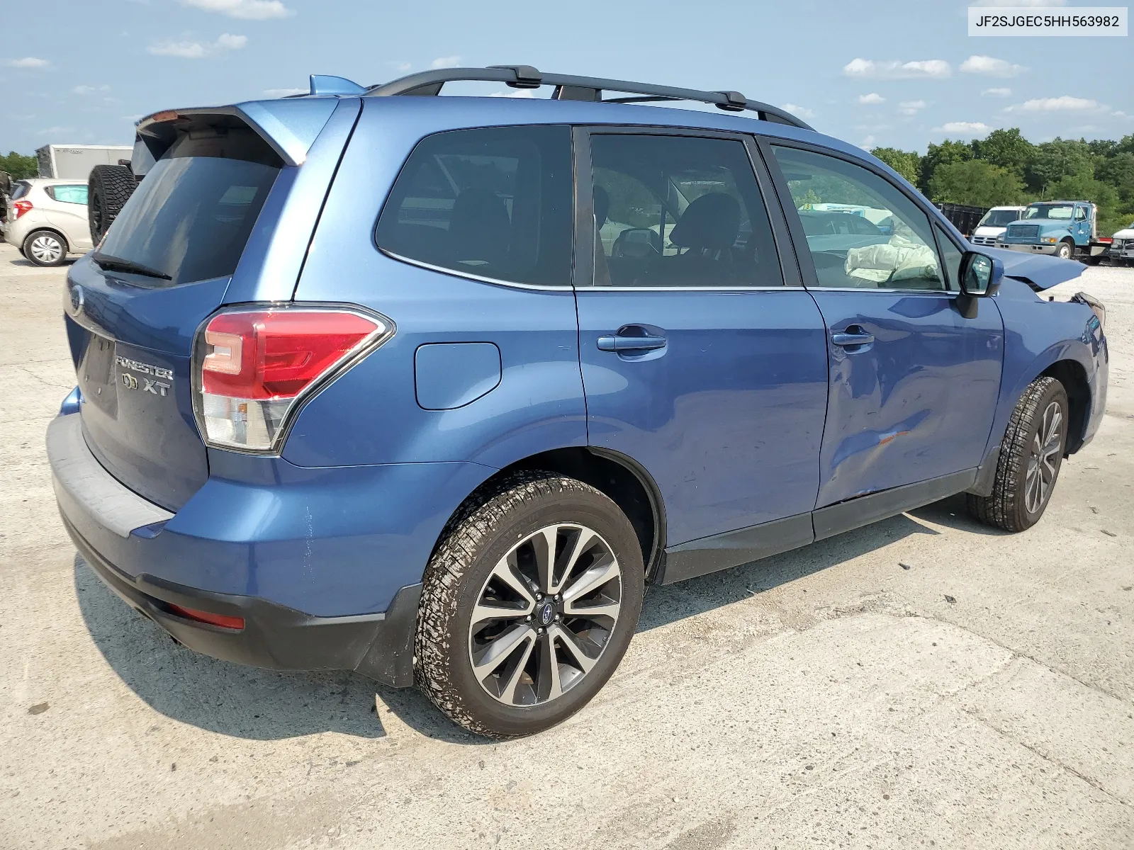 2017 Subaru Forester 2.0Xt Premium VIN: JF2SJGEC5HH563982 Lot: 64944234