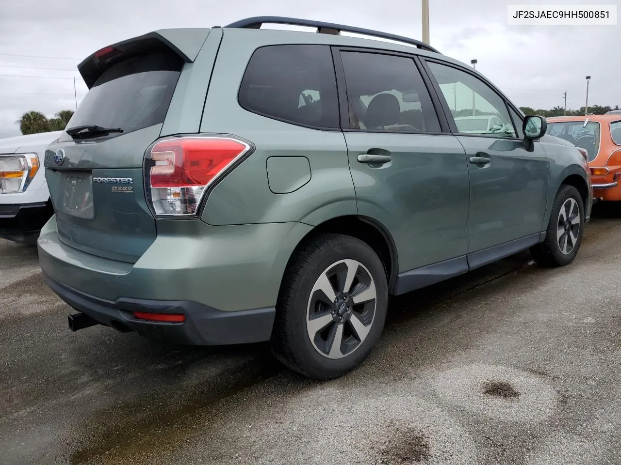 2017 Subaru Forester 2.5I Premium VIN: JF2SJAEC9HH500851 Lot: 74318474