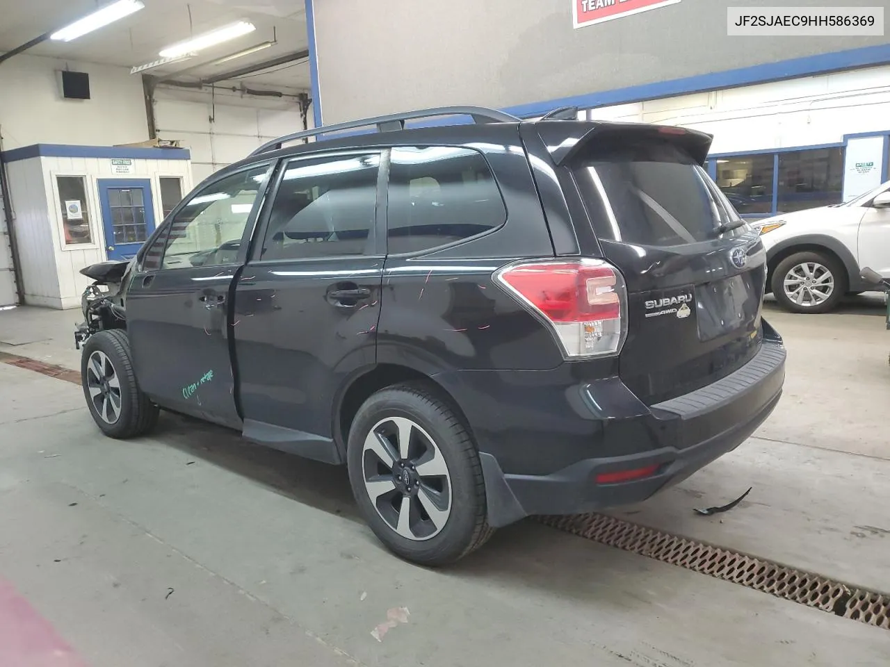 2017 Subaru Forester 2.5I Premium VIN: JF2SJAEC9HH586369 Lot: 80565404