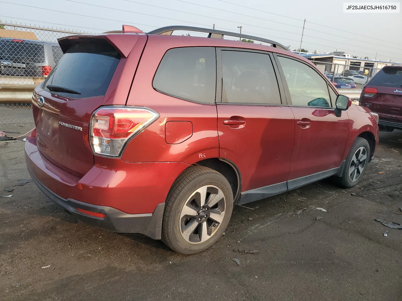 2018 Subaru Forester 2.5I Premium VIN: JF2SJAEC5JH616750 Lot: 63563264