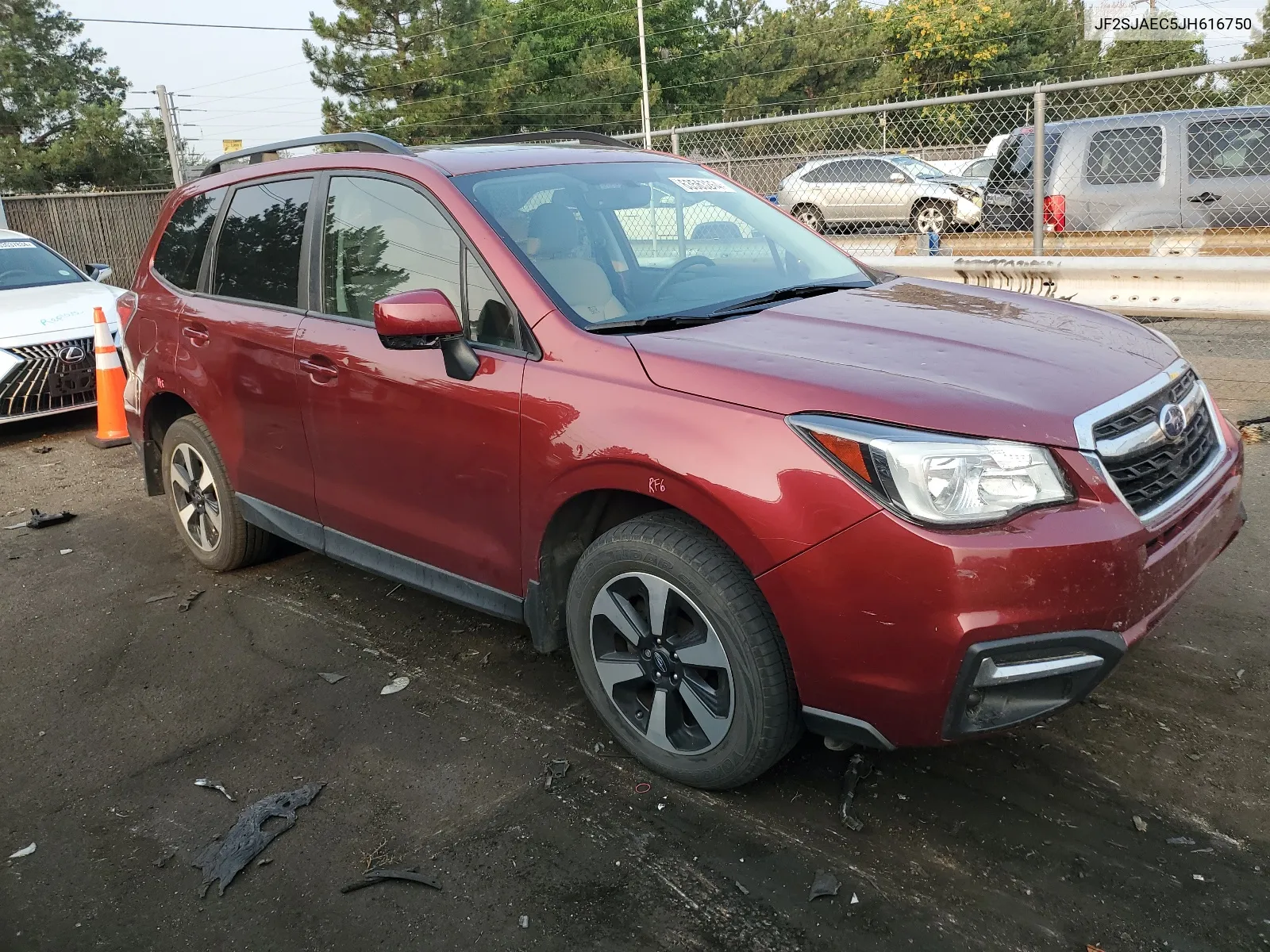 2018 Subaru Forester 2.5I Premium VIN: JF2SJAEC5JH616750 Lot: 63563264