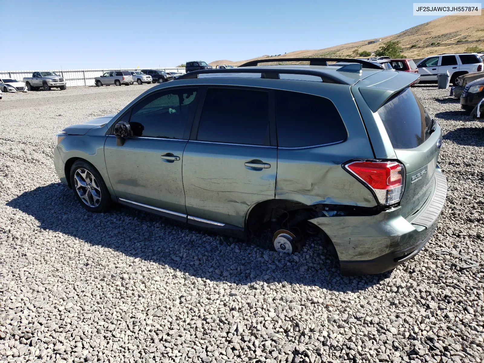 JF2SJAWC3JH557874 2018 Subaru Forester 2.5I Touring