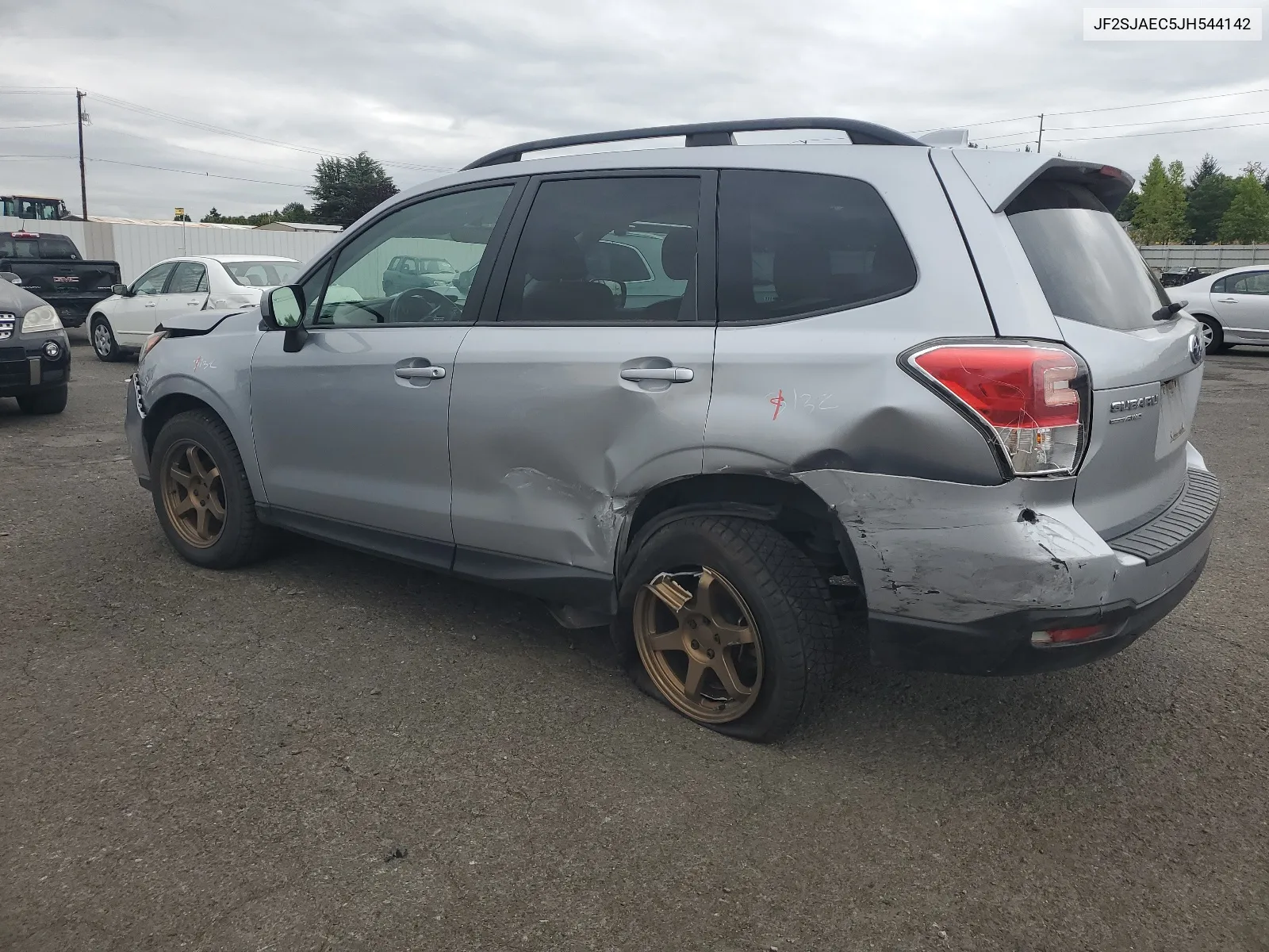 2018 Subaru Forester 2.5I Premium VIN: JF2SJAEC5JH544142 Lot: 66572344