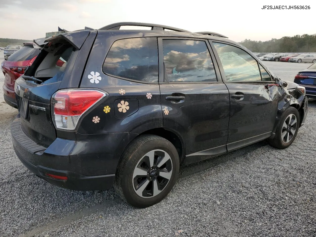 2018 Subaru Forester 2.5I Premium VIN: JF2SJAEC1JH563626 Lot: 74669044