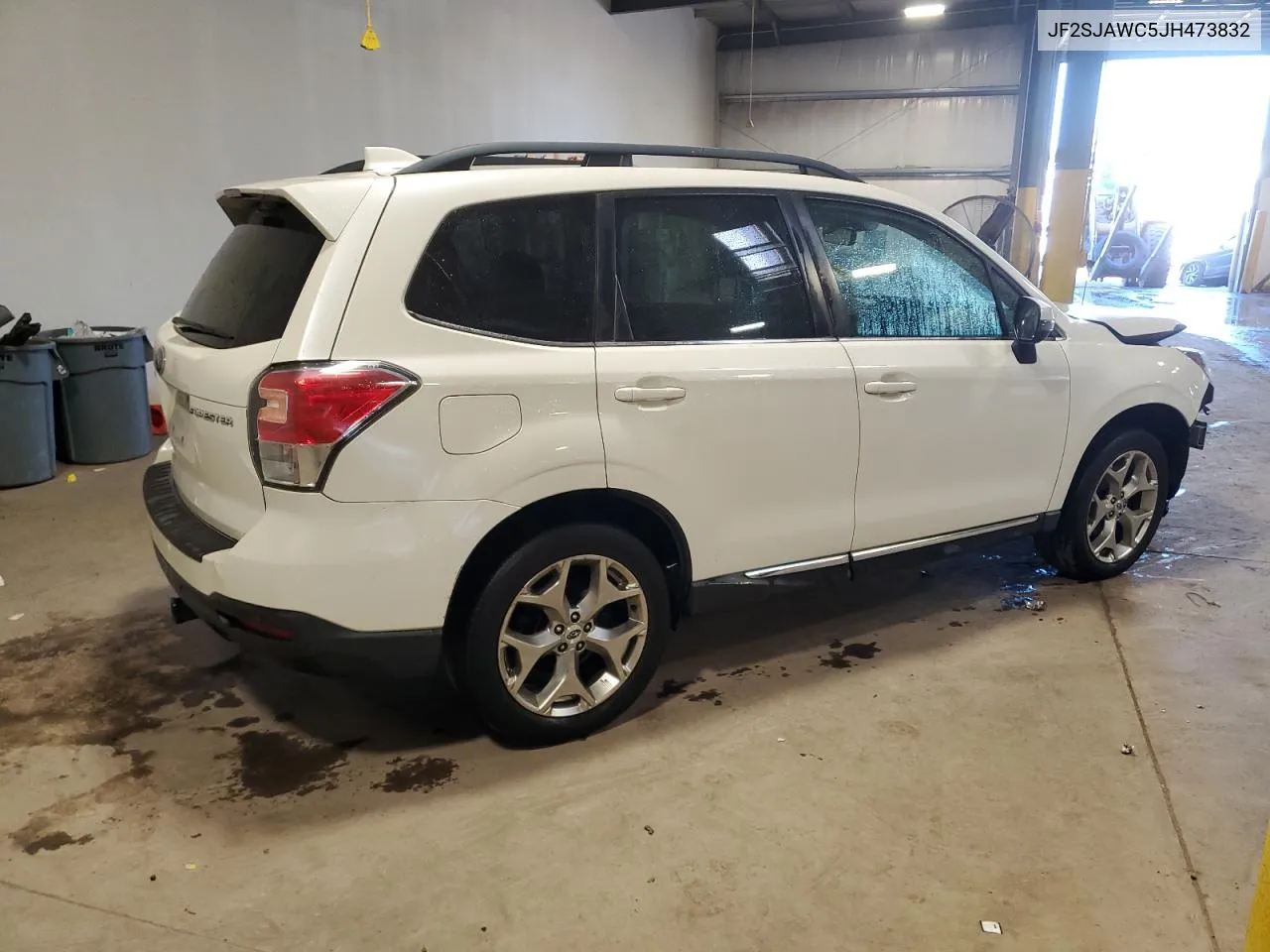 JF2SJAWC5JH473832 2018 Subaru Forester 2.5I Touring