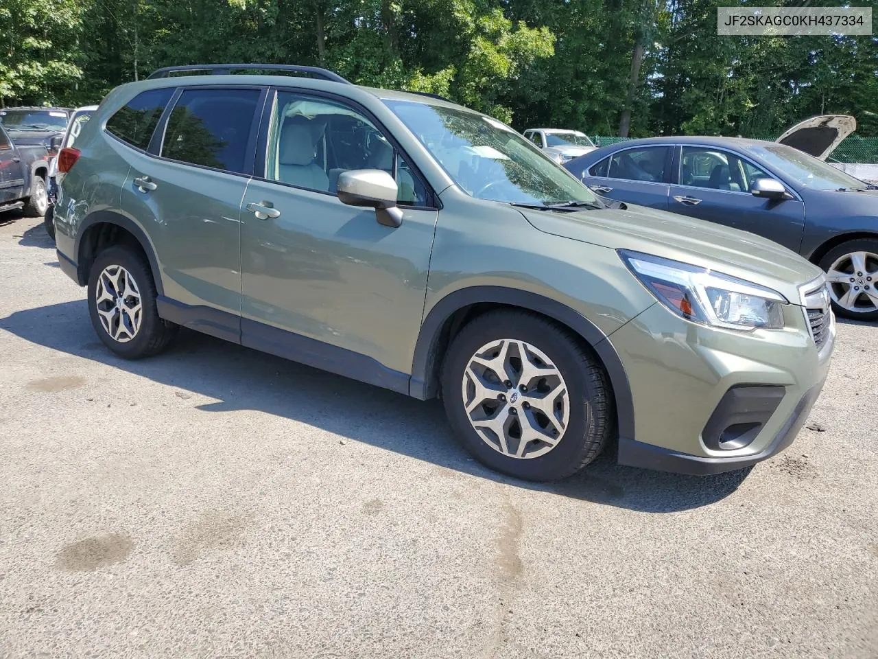 JF2SKAGC0KH437334 2019 Subaru Forester Premium