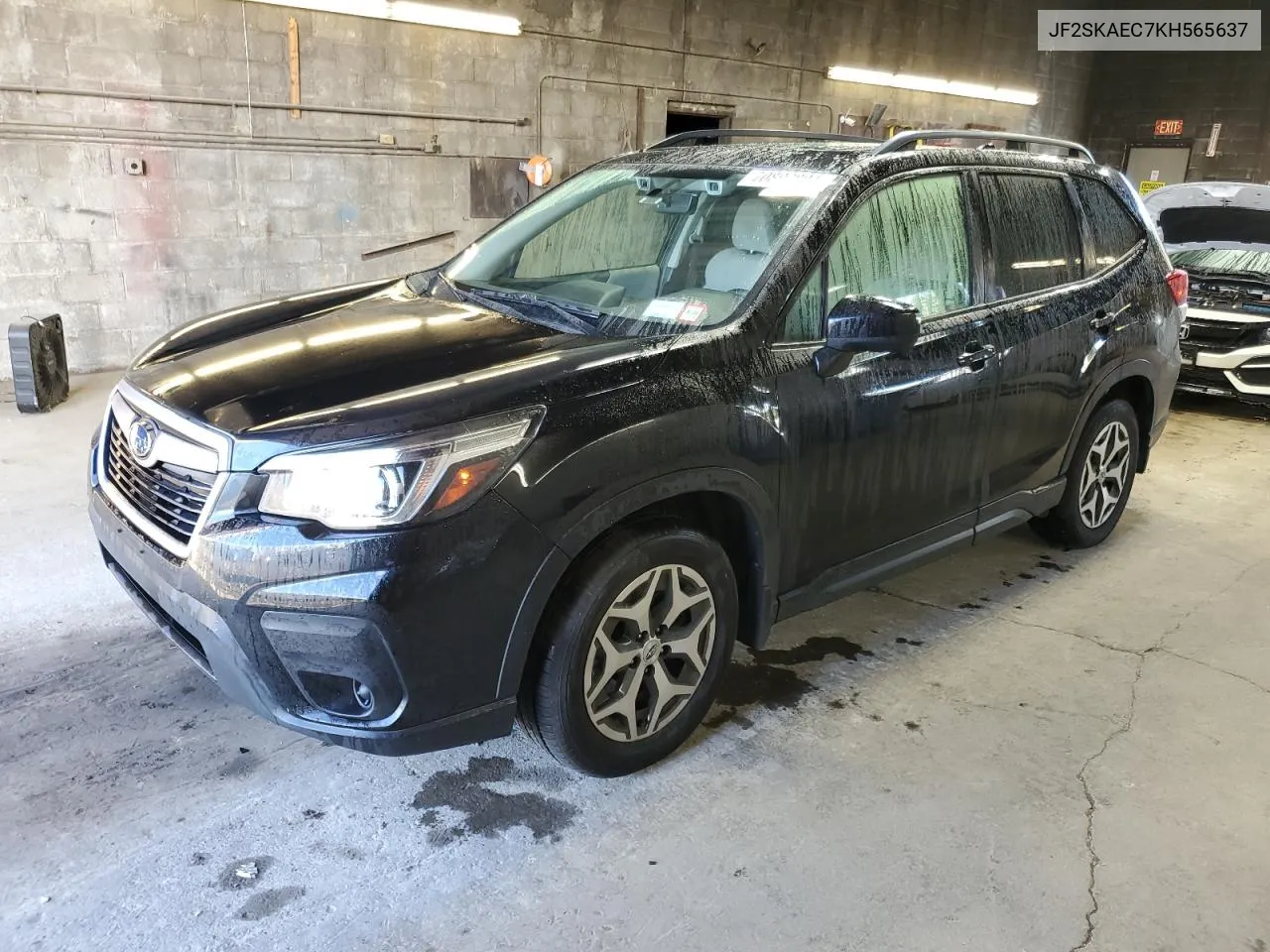 2019 Subaru Forester Premium VIN: JF2SKAEC7KH565637 Lot: 70893804