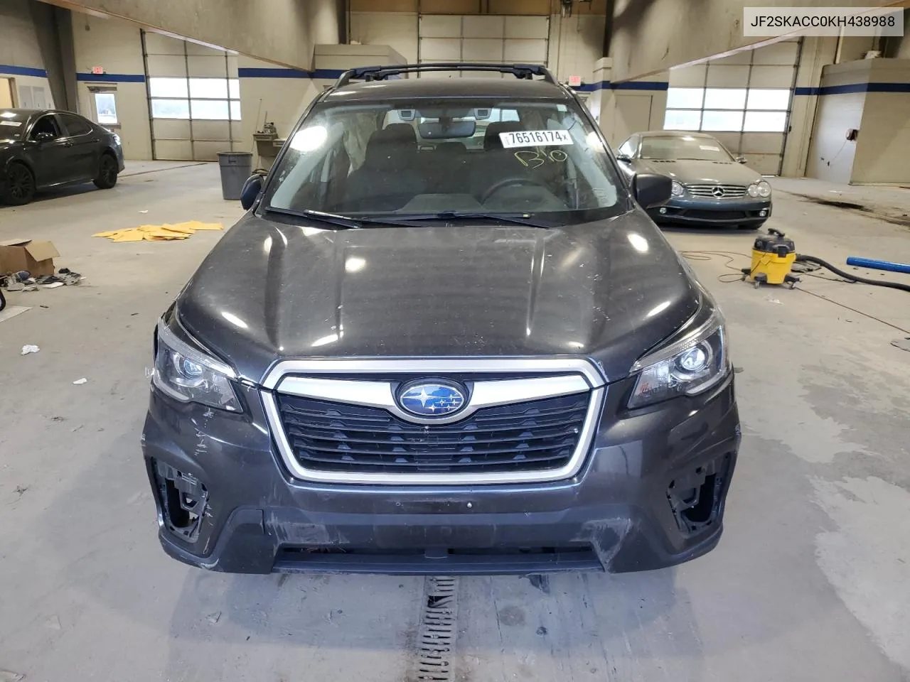 2019 Subaru Forester VIN: JF2SKACC0KH438988 Lot: 76516174