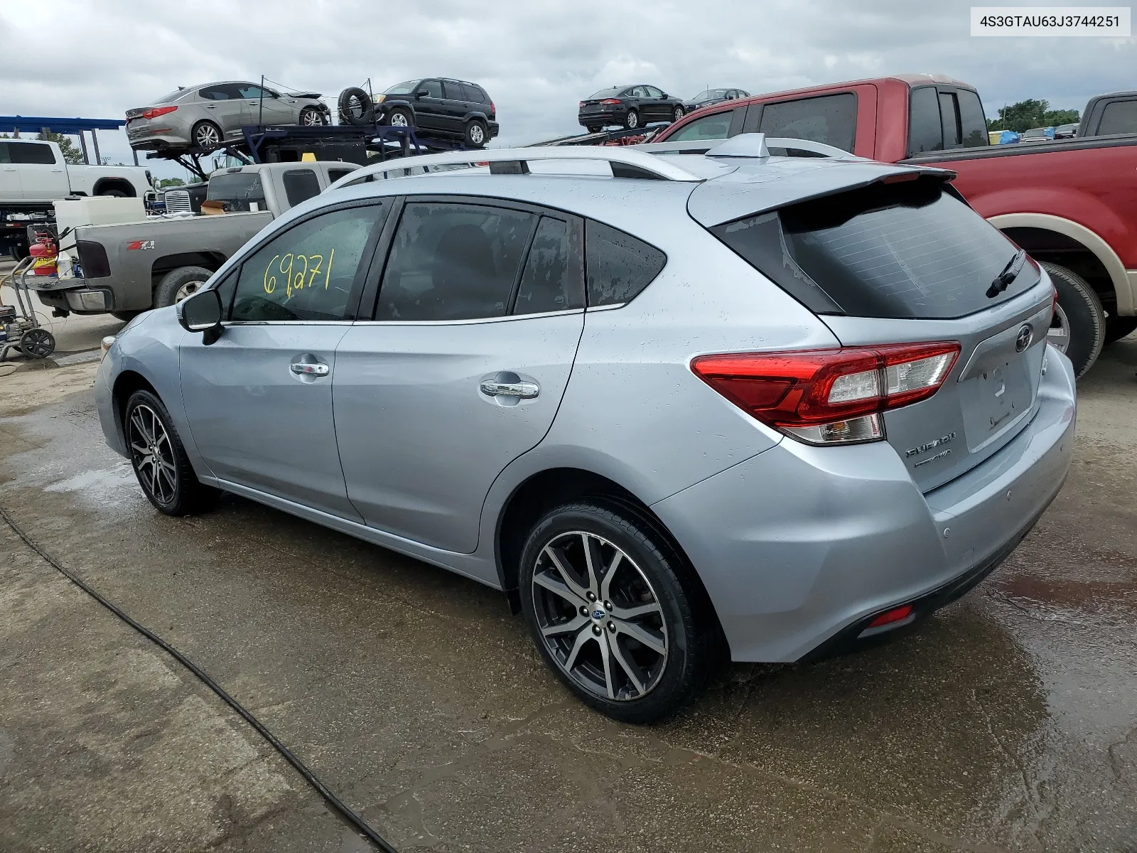 4S3GTAU63J3744251 2018 Subaru Impreza Limited