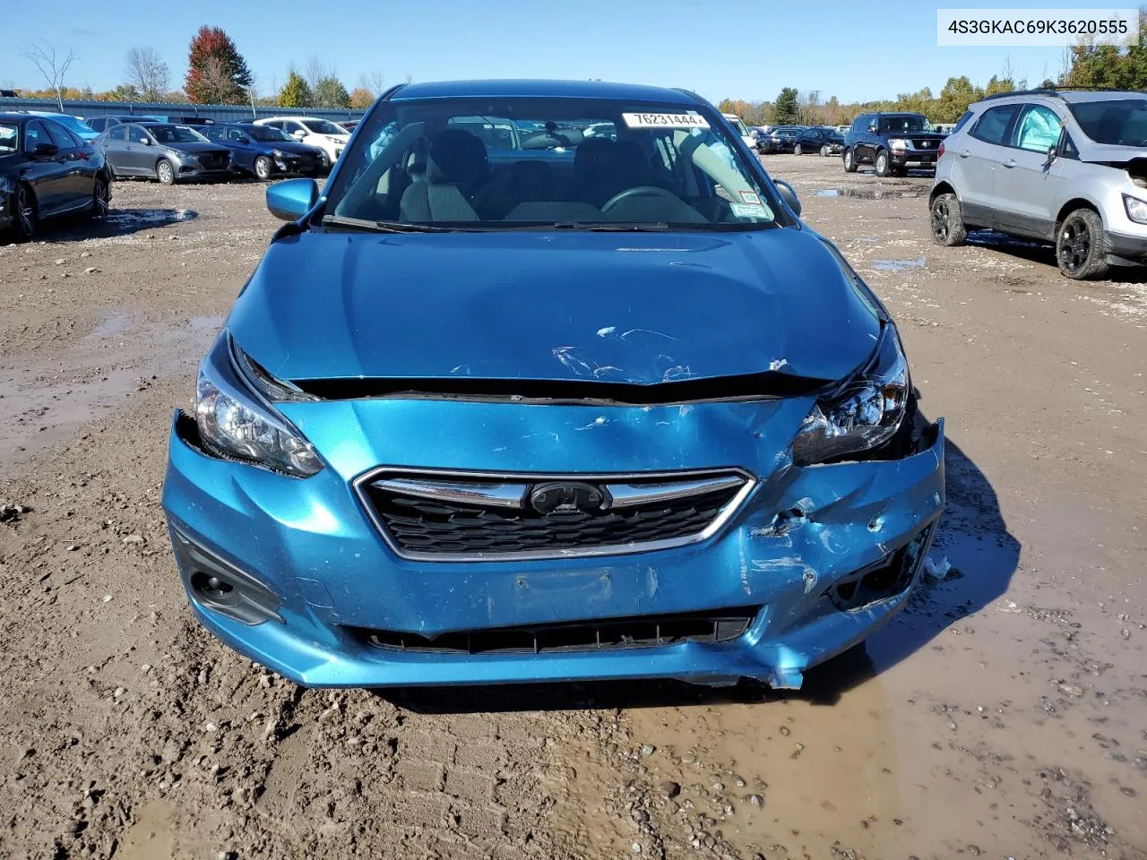 2019 Subaru Impreza Premium VIN: 4S3GKAC69K3620555 Lot: 76231444