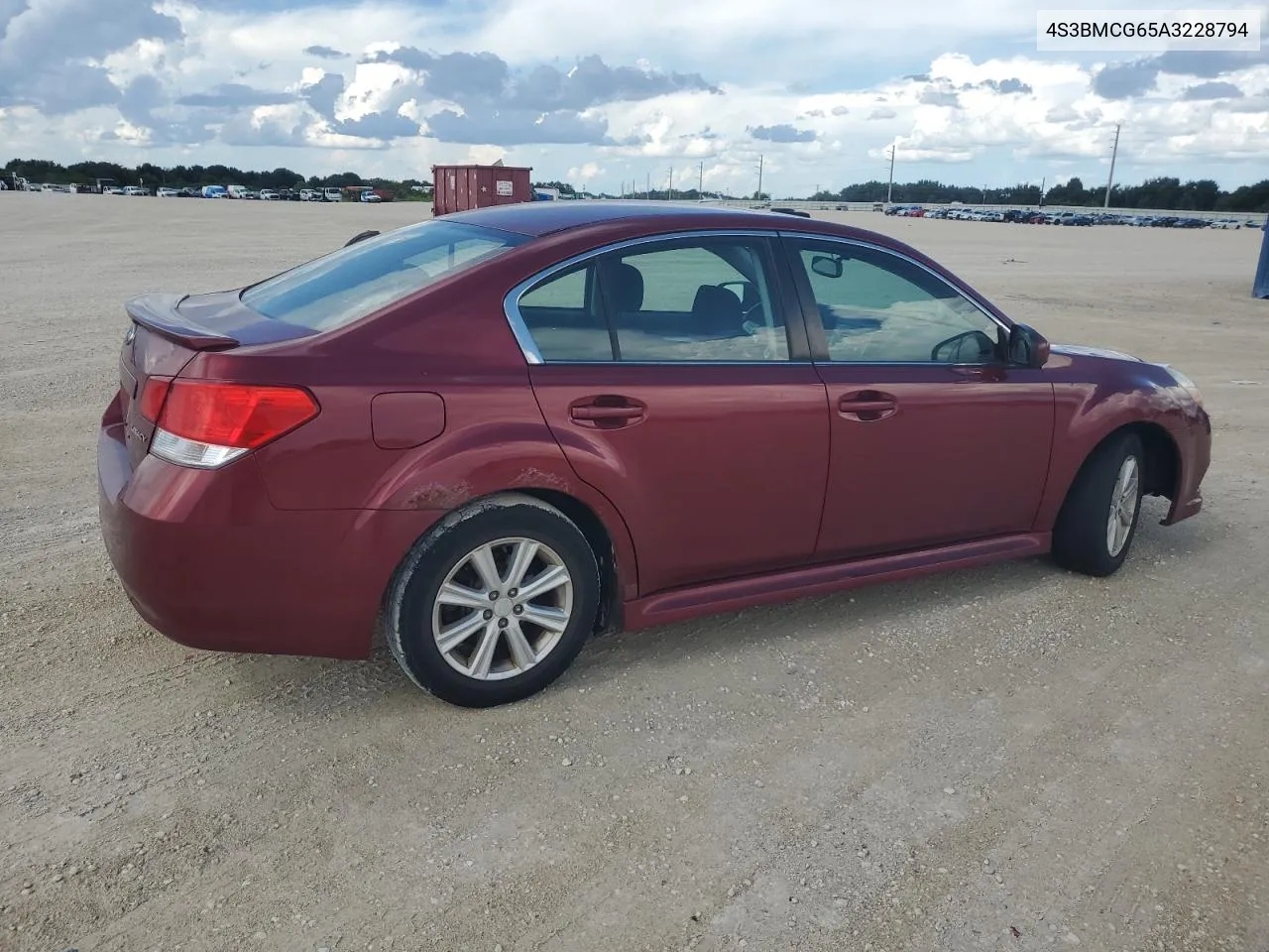 4S3BMCG65A3228794 2010 Subaru Legacy 2.5I Premium