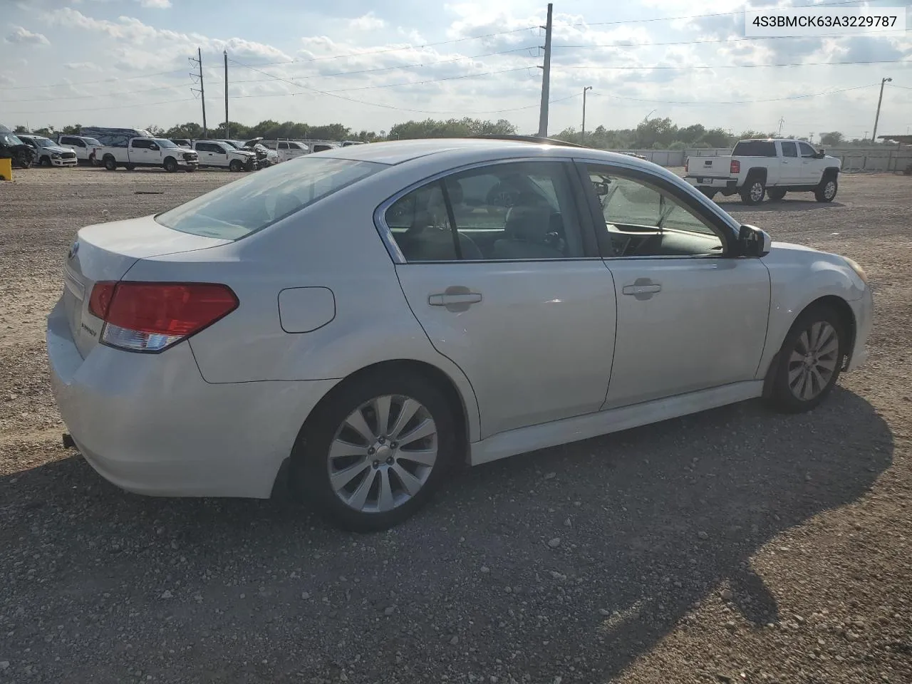 2010 Subaru Legacy 2.5I Limited VIN: 4S3BMCK63A3229787 Lot: 72010204