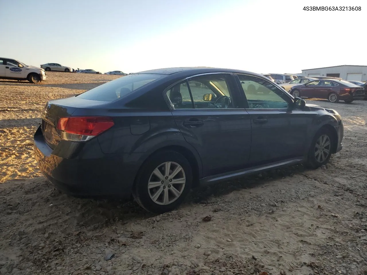 2010 Subaru Legacy 2.5I Premium VIN: 4S3BMBG63A3213608 Lot: 75796574