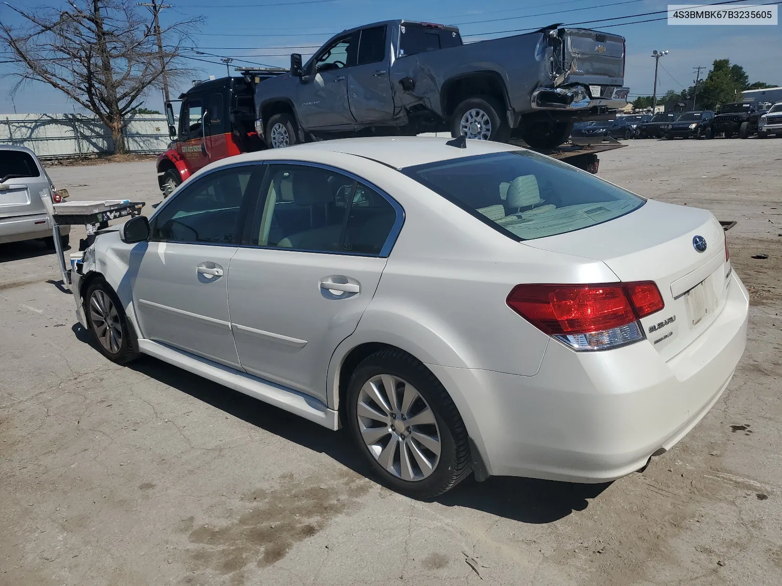 2011 Subaru Legacy 2.5I Limited VIN: 4S3BMBK67B3235605 Lot: 67663564