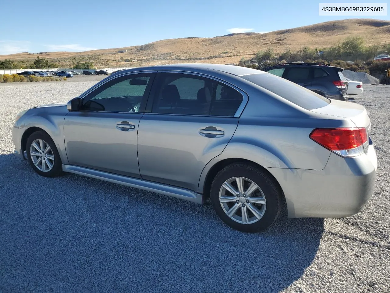 2011 Subaru Legacy 2.5I Premium VIN: 4S3BMBG69B3229605 Lot: 72410064