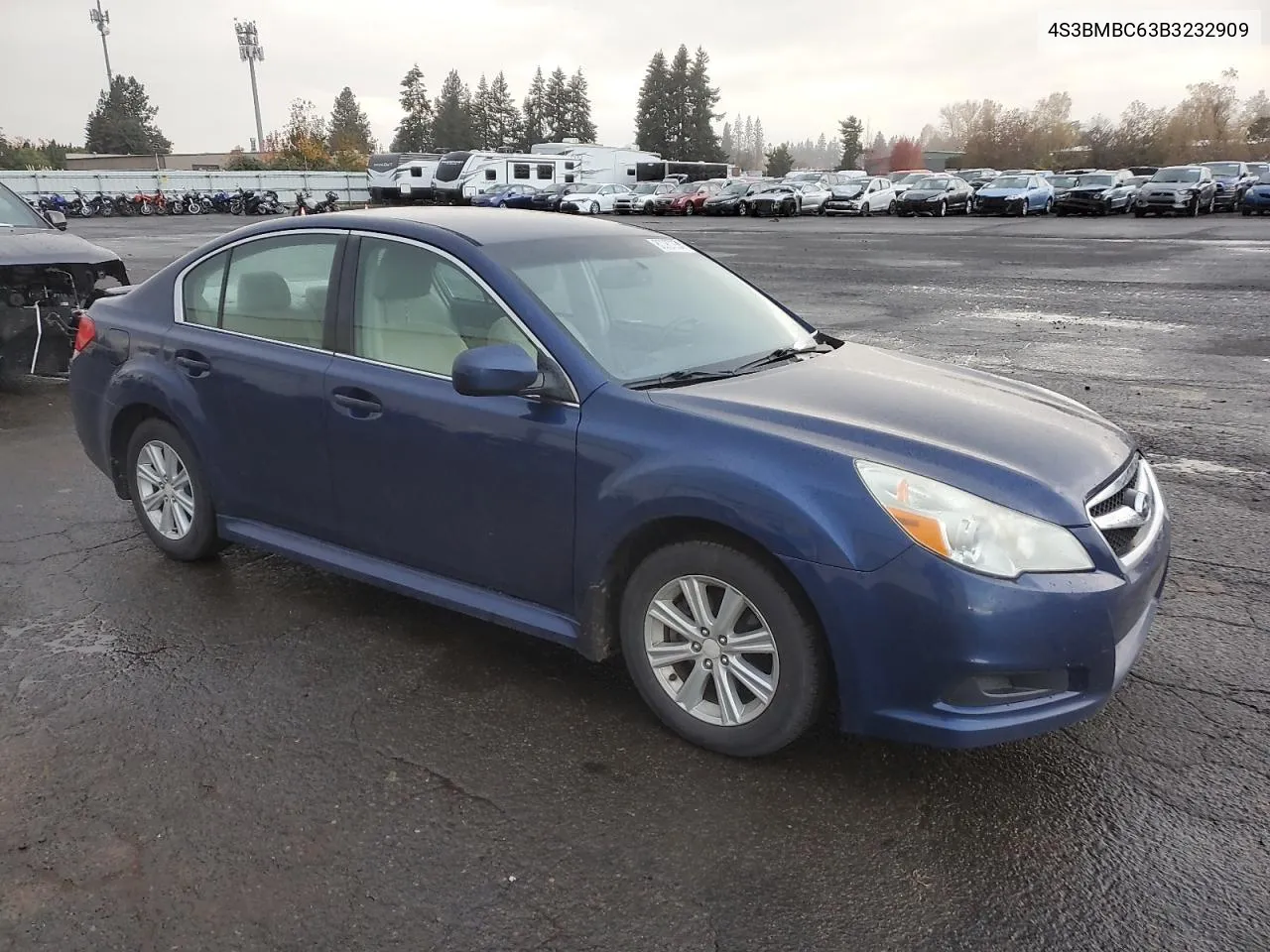 2011 Subaru Legacy 2.5I Premium VIN: 4S3BMBC63B3232909 Lot: 80087054