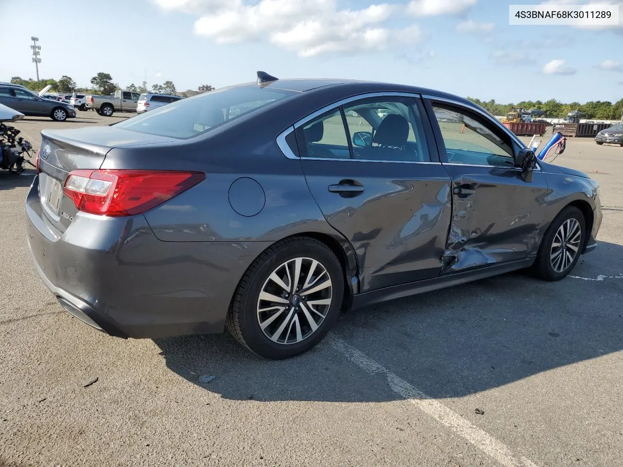 2019 Subaru Legacy 2.5I Premium VIN: 4S3BNAF68K3011289 Lot: 70662944