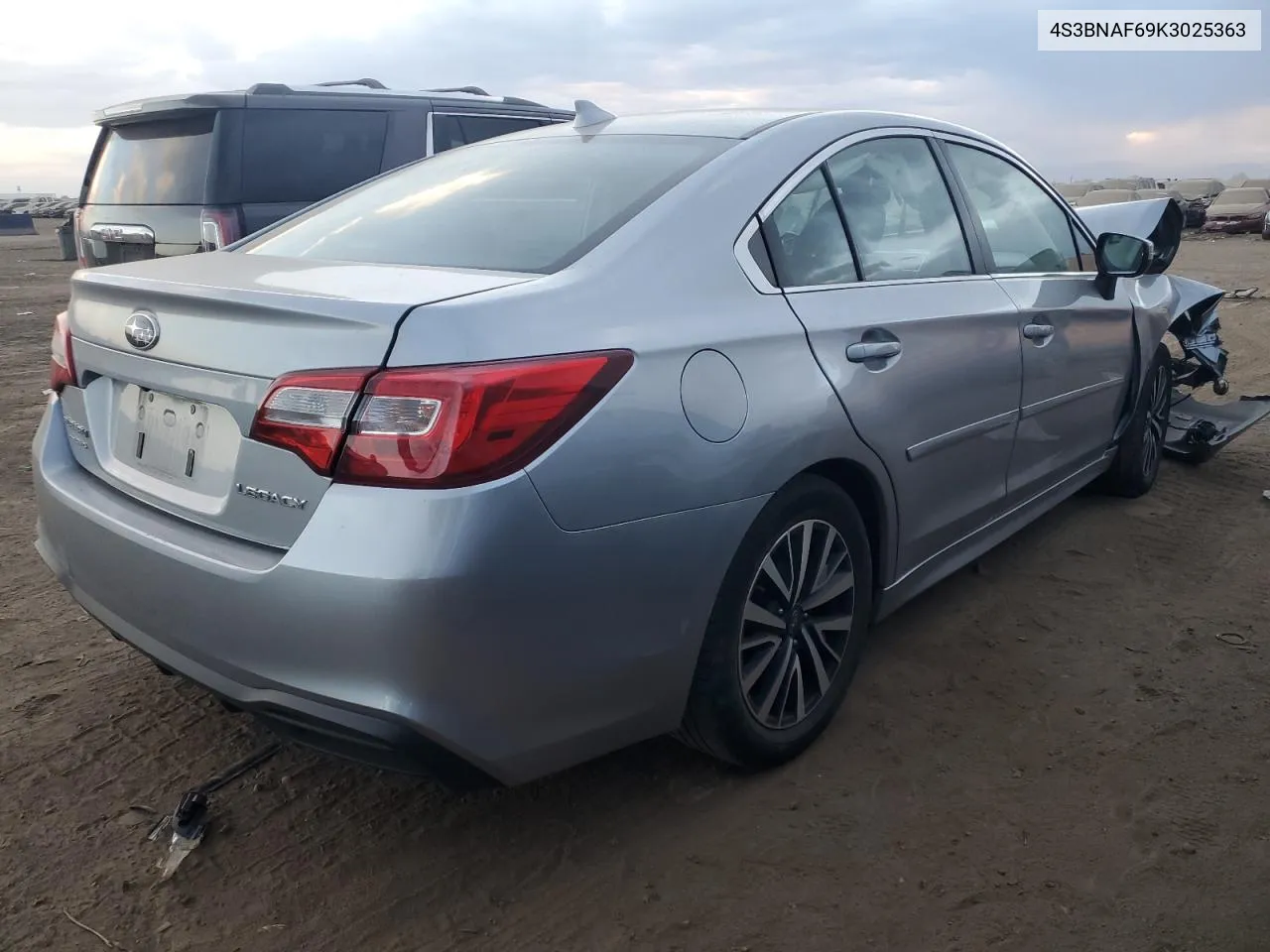 4S3BNAF69K3025363 2019 Subaru Legacy 2.5I Premium