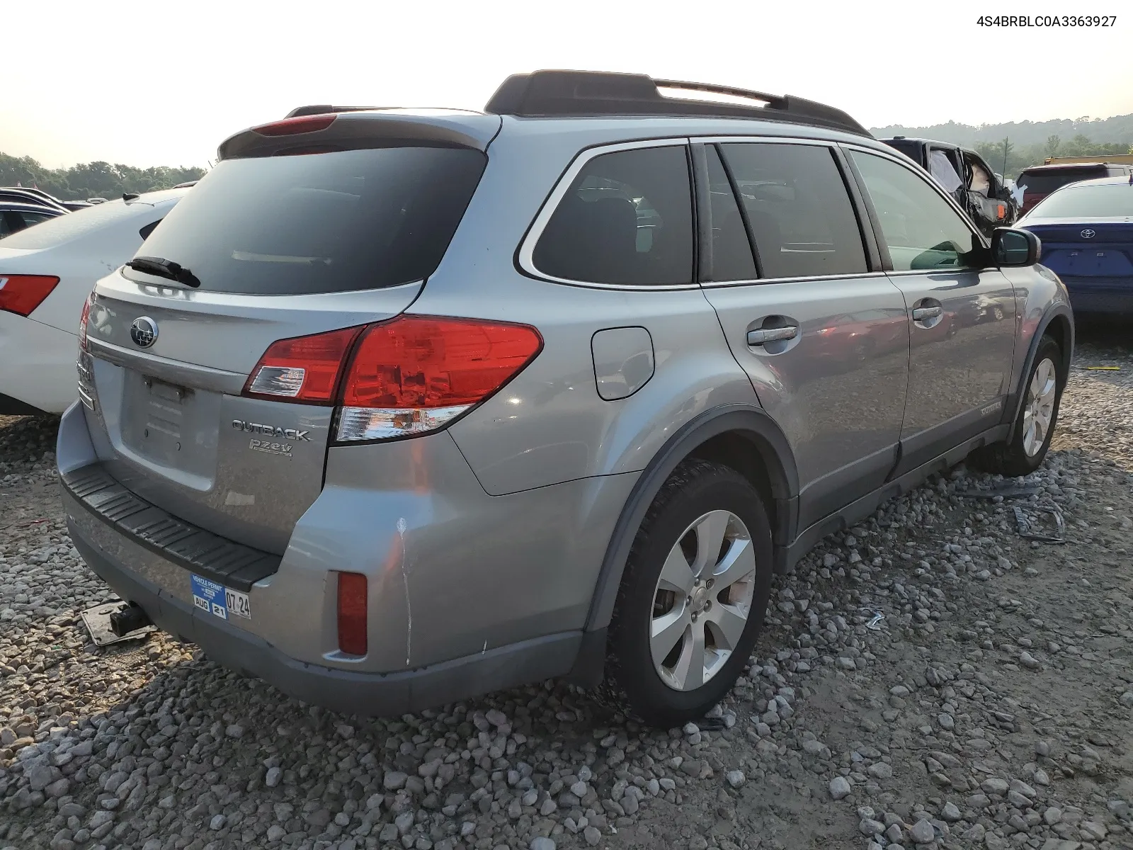 4S4BRBLC0A3363927 2010 Subaru Outback 2.5I Limited