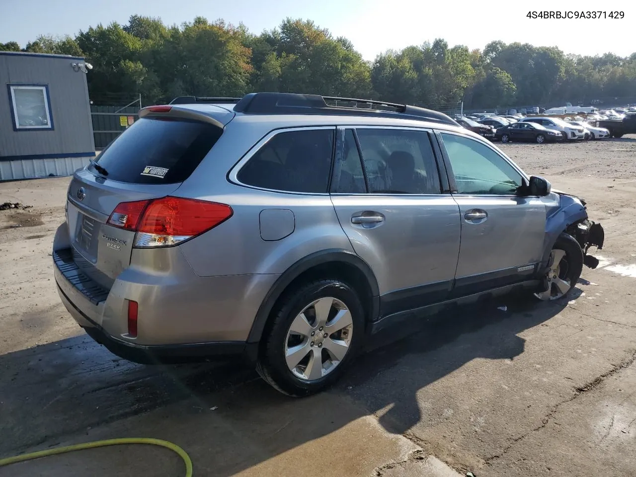 2010 Subaru Outback 2.5I Limited VIN: 4S4BRBJC9A3371429 Lot: 72128034