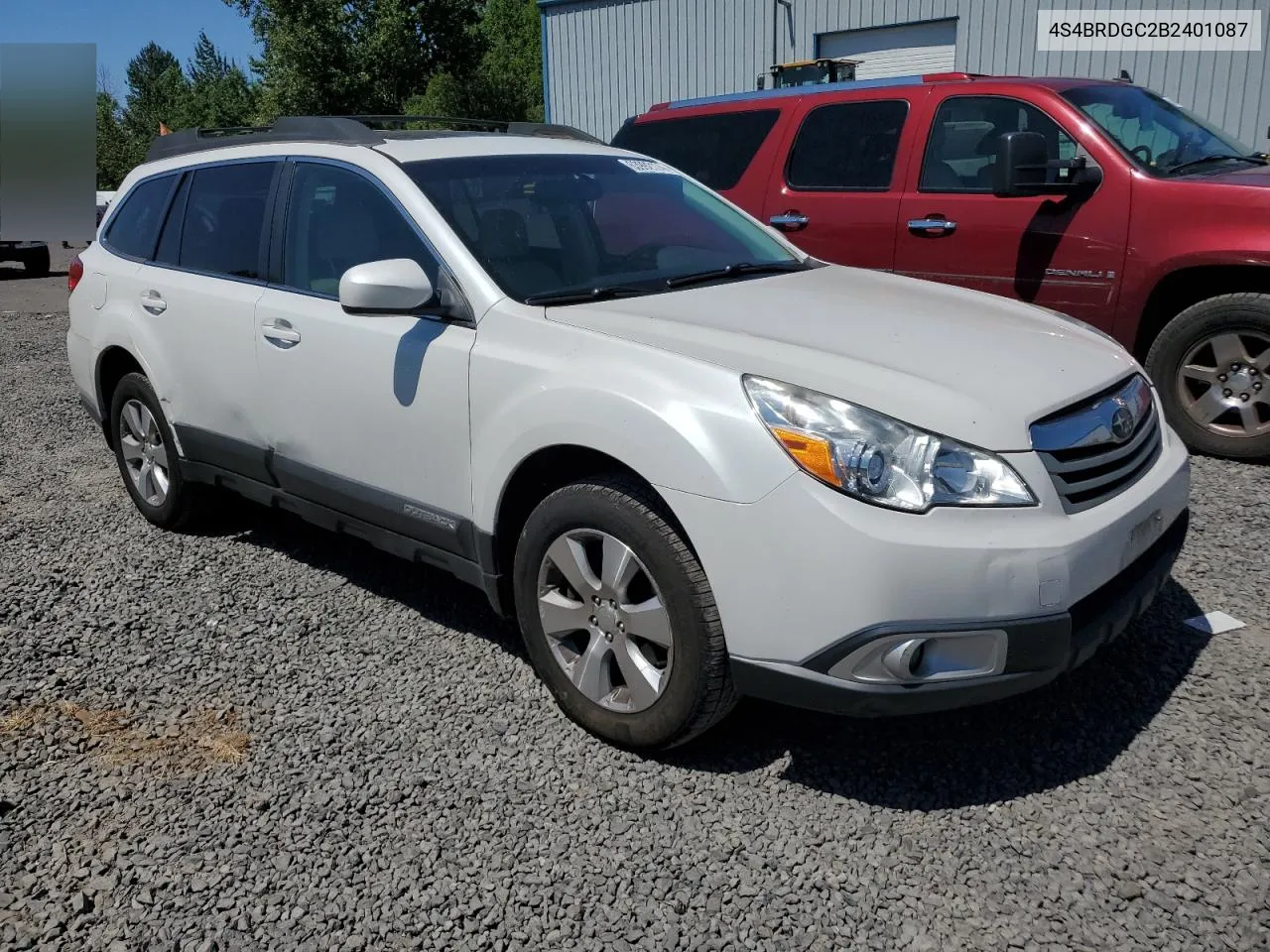 2011 Subaru Outback 3.6R Premium VIN: 4S4BRDGC2B2401087 Lot: 63992174