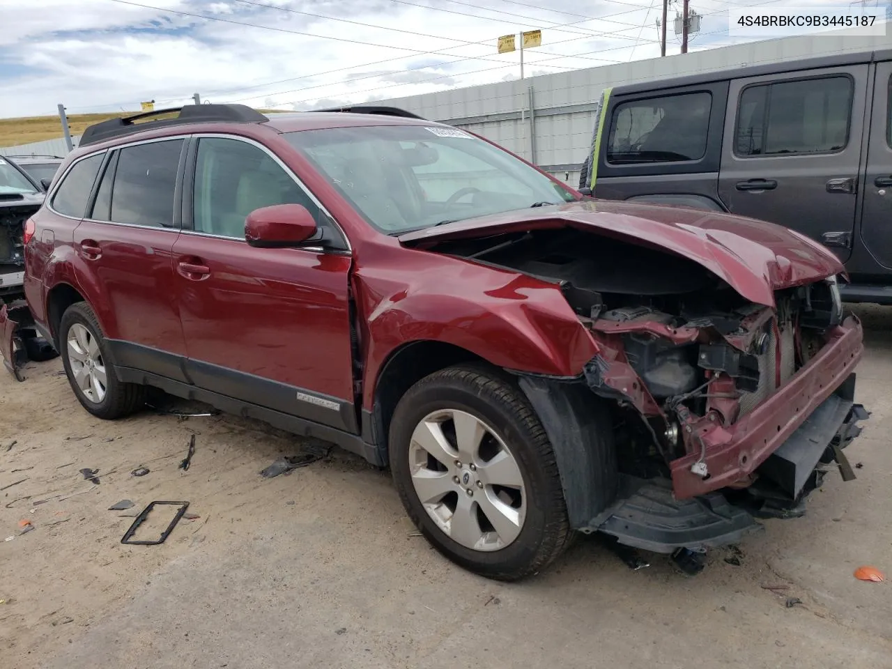 2011 Subaru Outback 2.5I Limited VIN: 4S4BRBKC9B3445187 Lot: 68952414