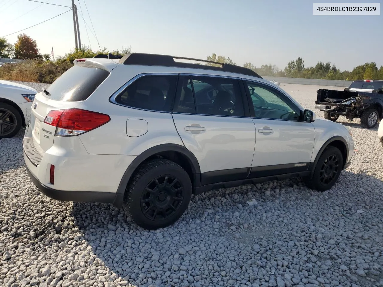 4S4BRDLC1B2397829 2011 Subaru Outback 3.6R Limited