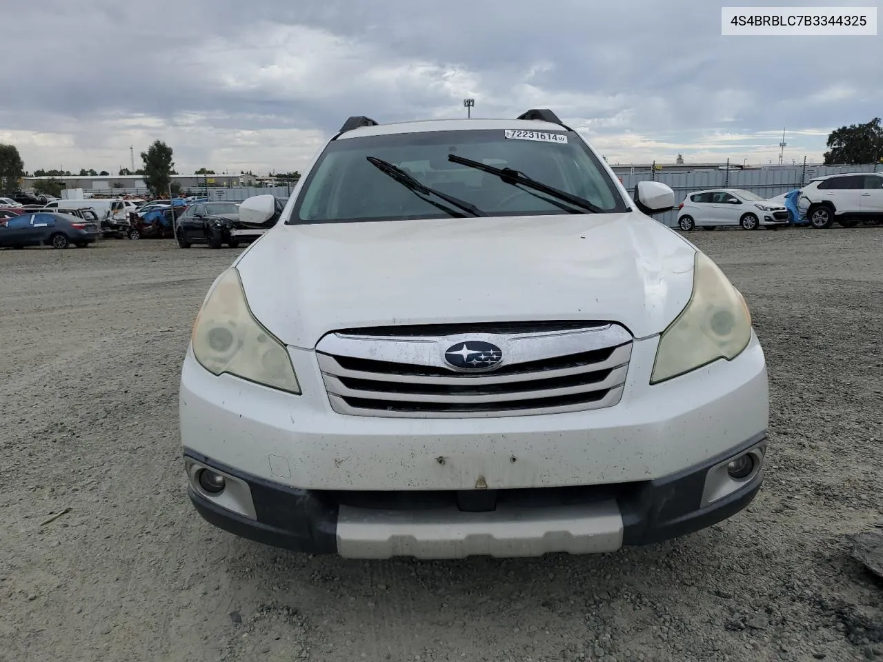 4S4BRBLC7B3344325 2011 Subaru Outback 2.5I Limited