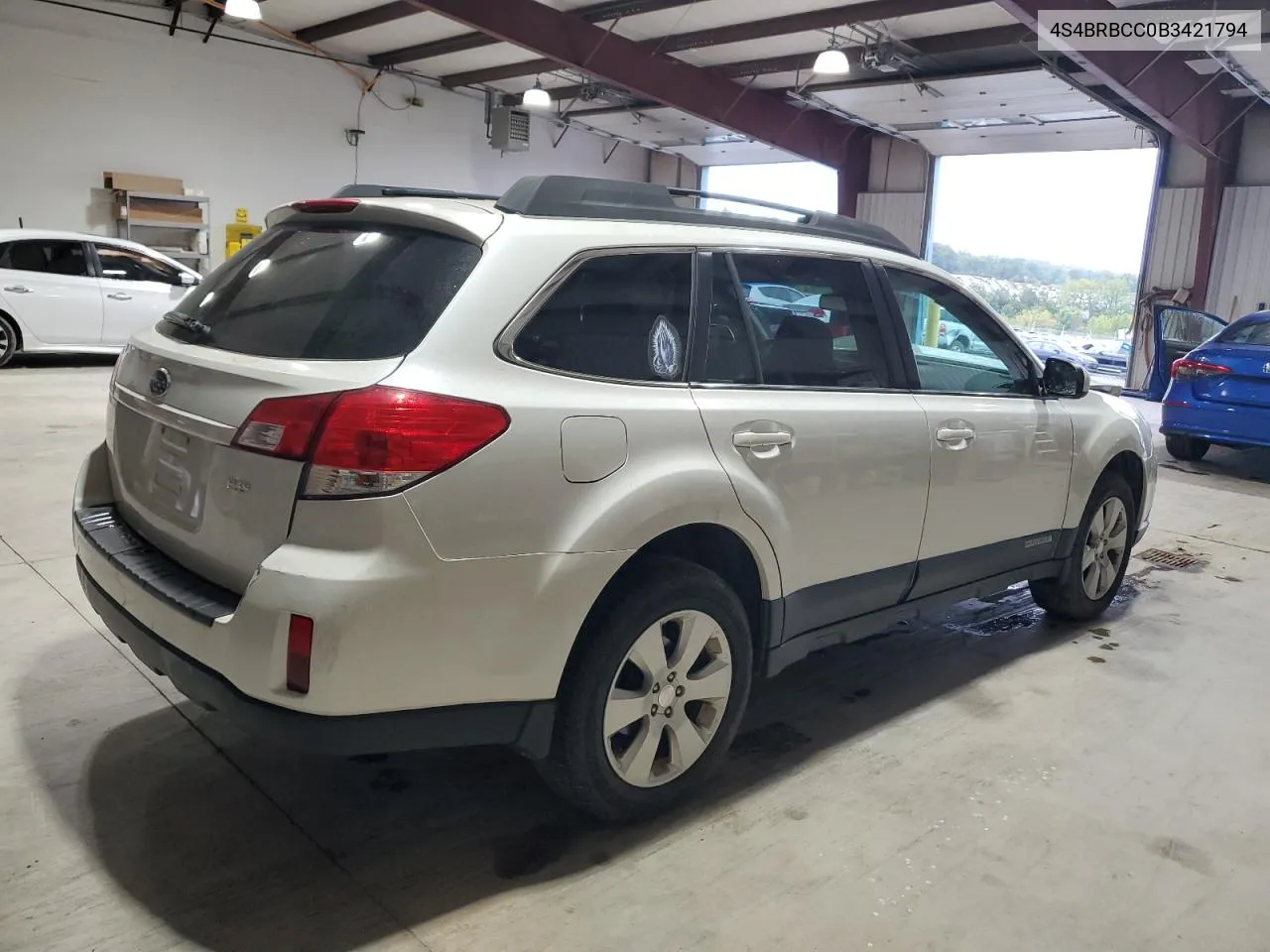 2011 Subaru Outback 2.5I Premium VIN: 4S4BRBCC0B3421794 Lot: 72310674