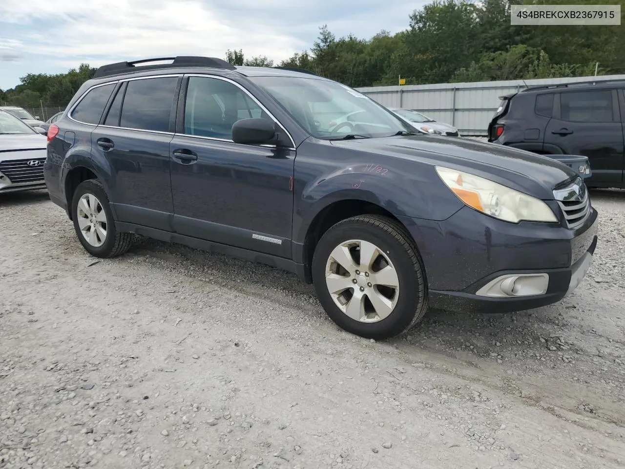 2011 Subaru Outback 3.6R Limited VIN: 4S4BREKCXB2367915 Lot: 72958074