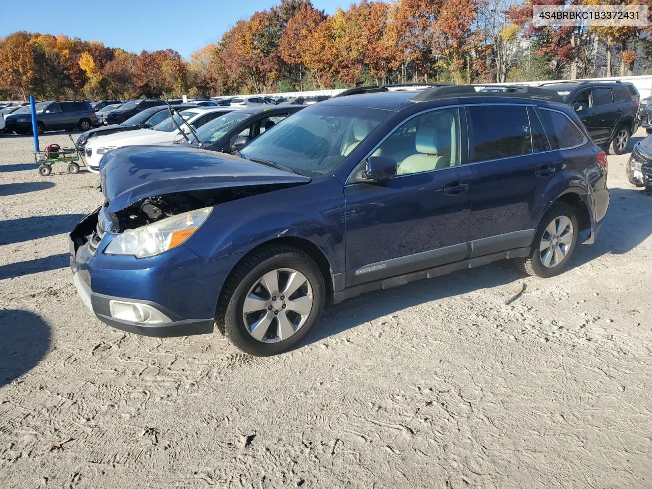 2011 Subaru Outback 2.5I Limited VIN: 4S4BRBKC1B3372431 Lot: 77646654