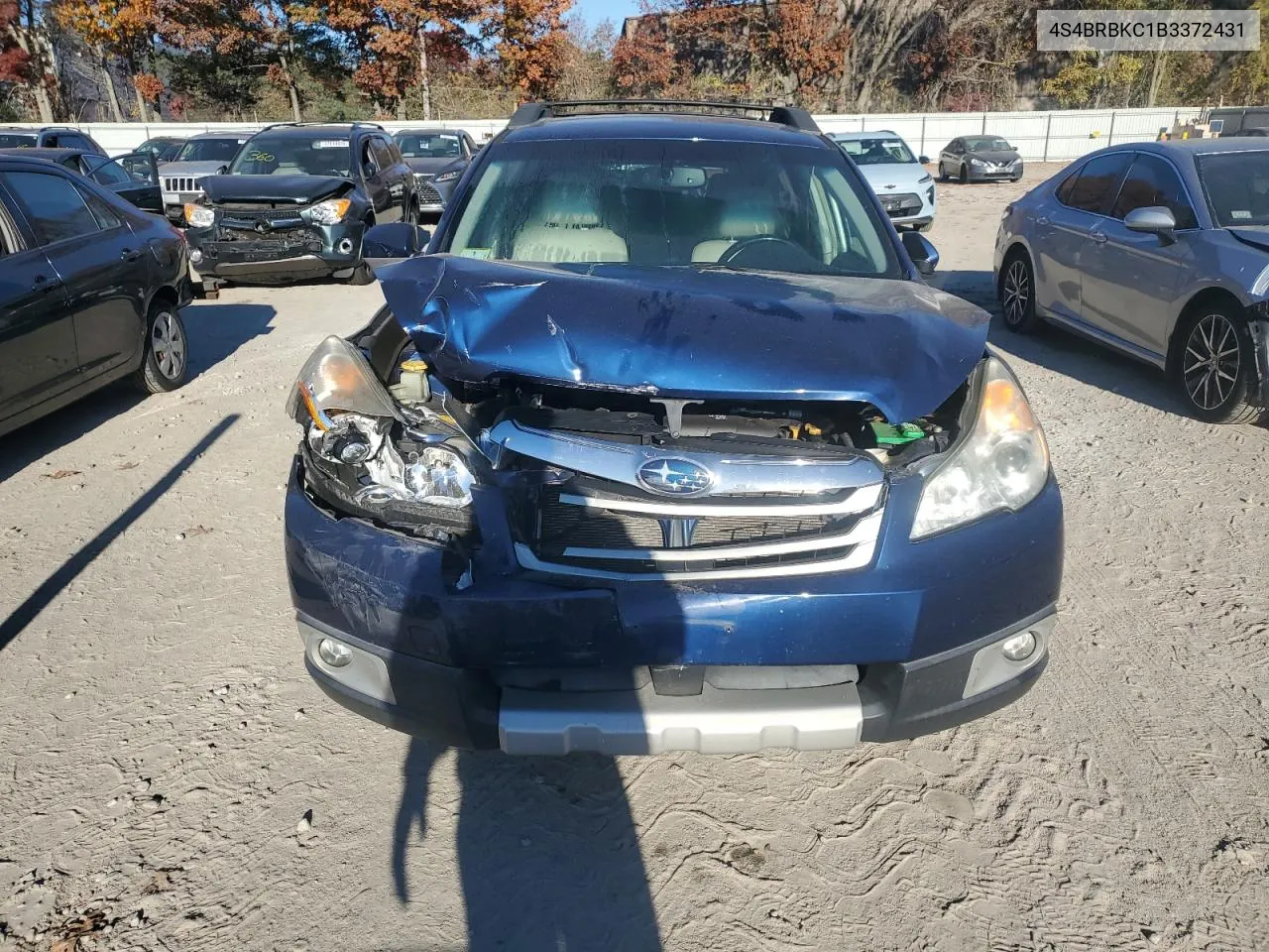 2011 Subaru Outback 2.5I Limited VIN: 4S4BRBKC1B3372431 Lot: 77646654