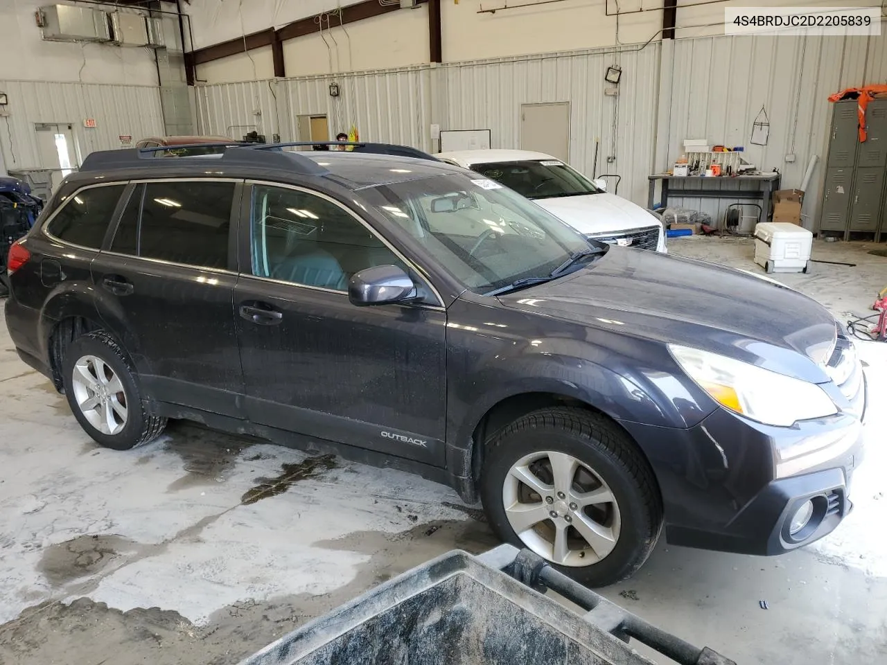 2013 Subaru Outback 3.6R Limited VIN: 4S4BRDJC2D2205839 Lot: 63041604