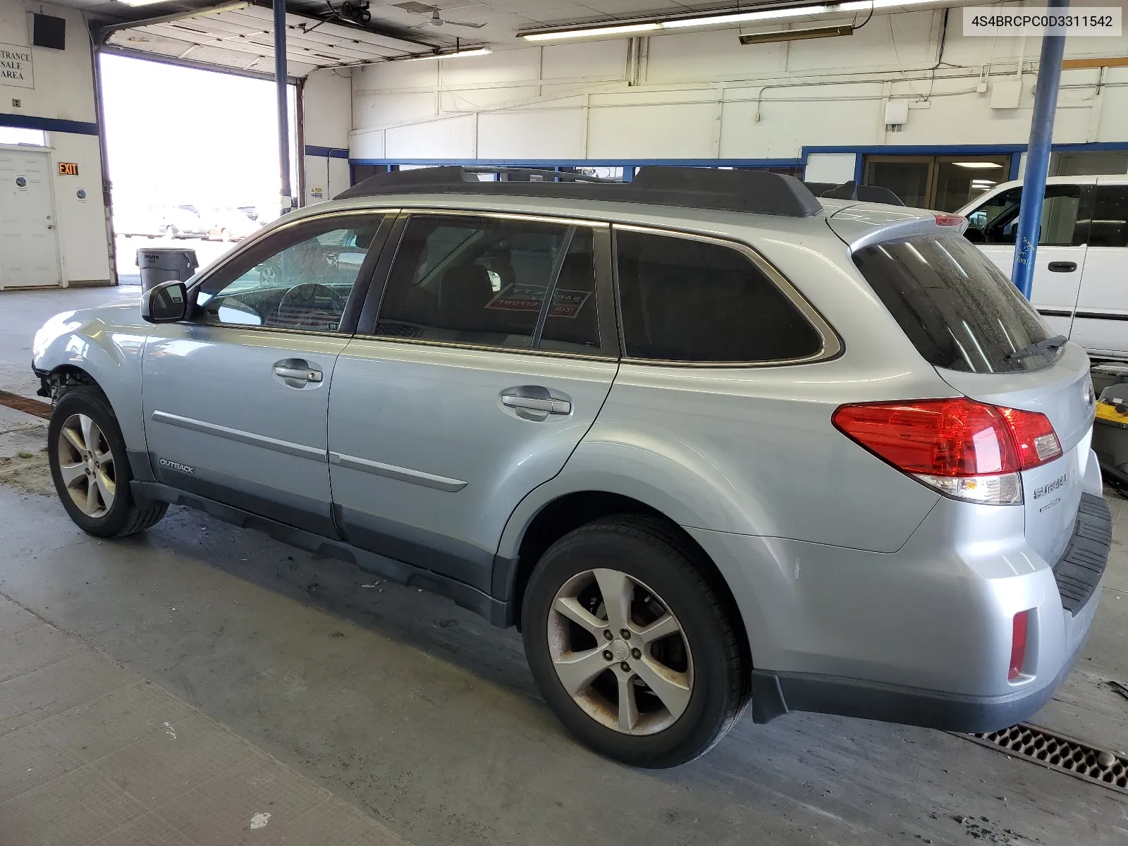 4S4BRCPC0D3311542 2013 Subaru Outback 2.5I Limited