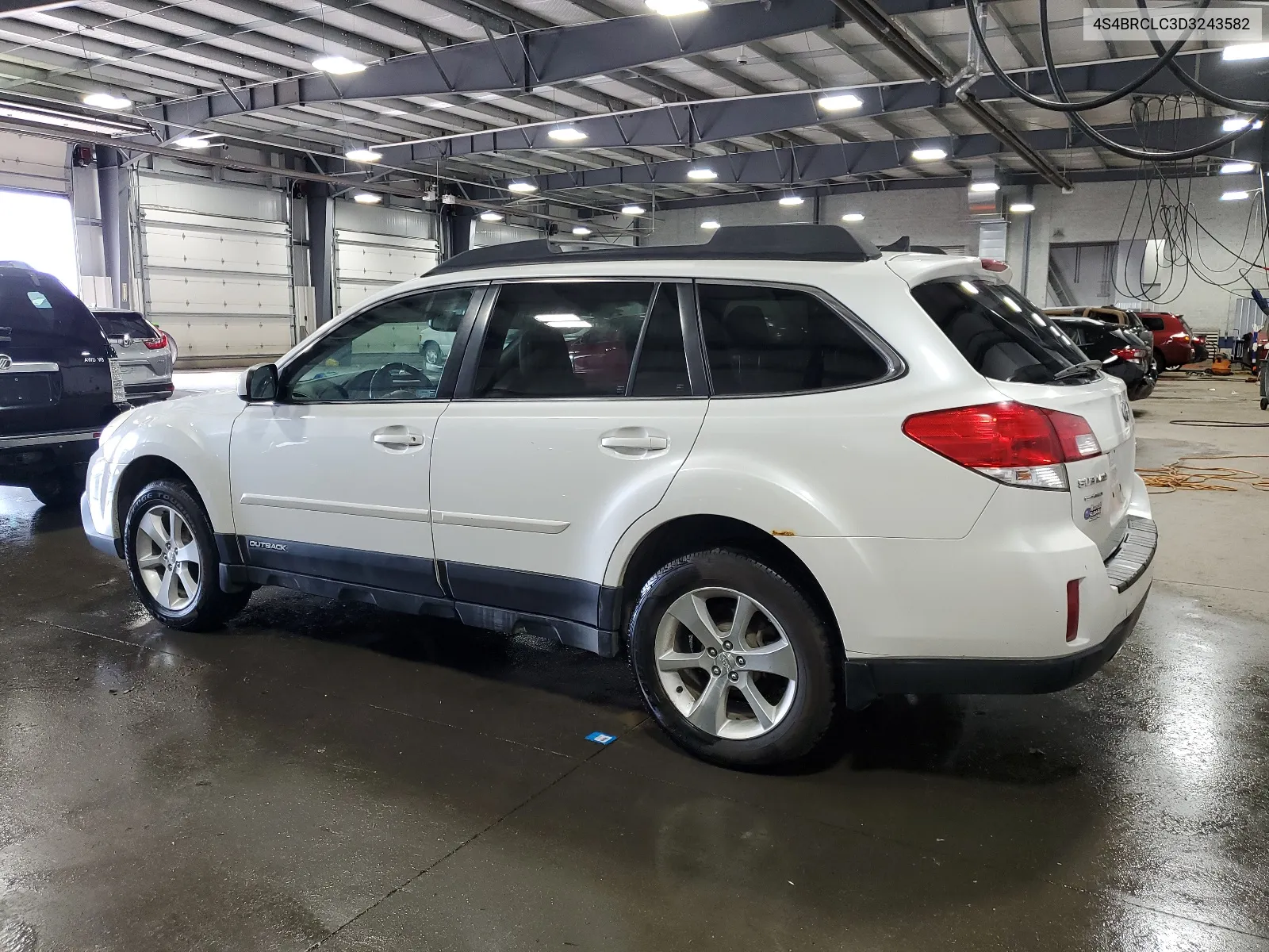 4S4BRCLC3D3243582 2013 Subaru Outback 2.5I Limited