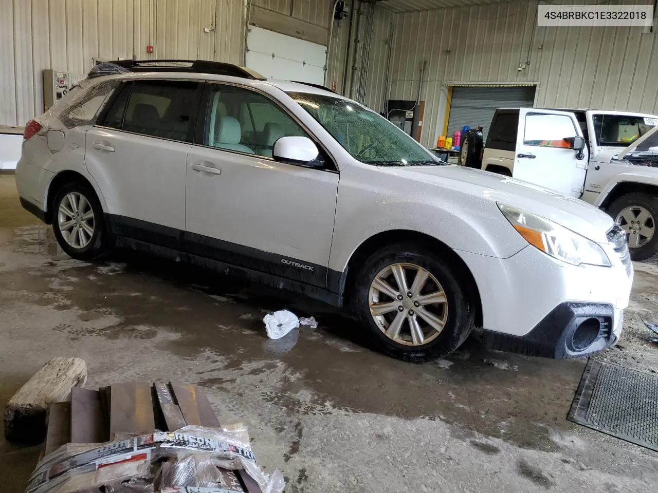 4S4BRBKC1E3322018 2014 Subaru Outback 2.5I Limited