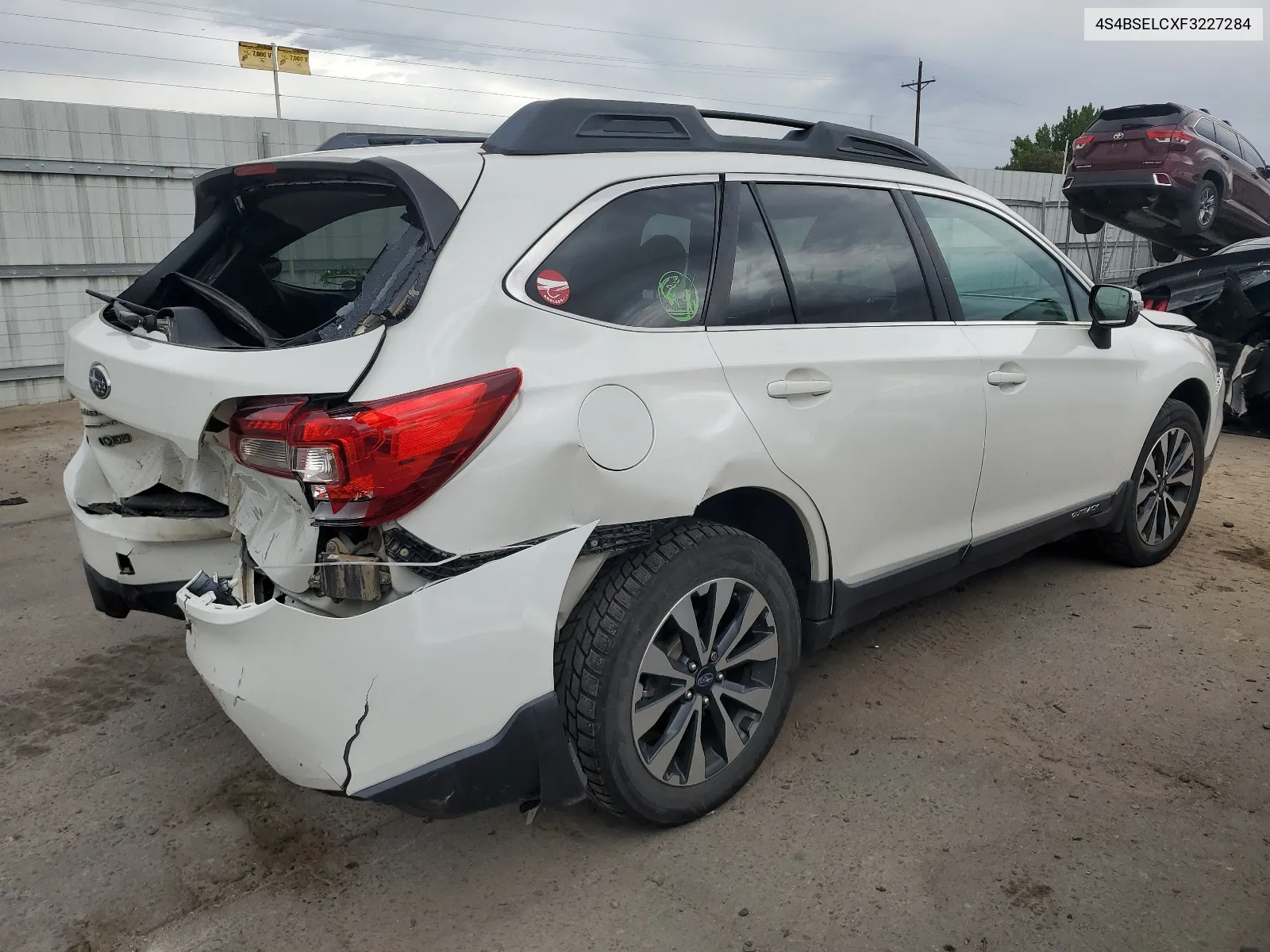 2015 Subaru Outback 3.6R Limited VIN: 4S4BSELCXF3227284 Lot: 61437424