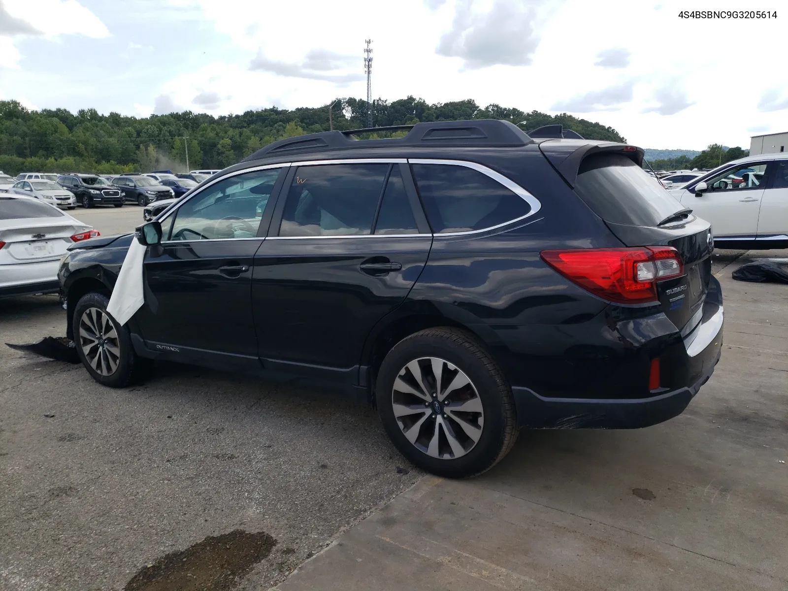 2016 Subaru Outback 2.5I Limited VIN: 4S4BSBNC9G3205614 Lot: 66301514