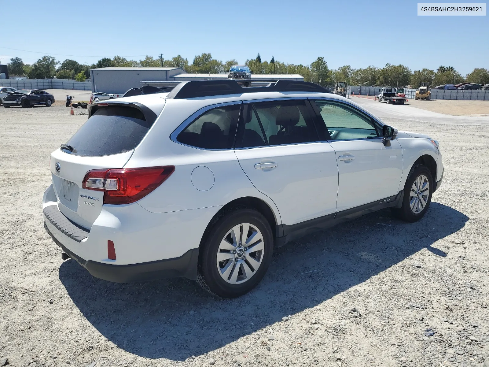 4S4BSAHC2H3259621 2017 Subaru Outback 2.5I Premium