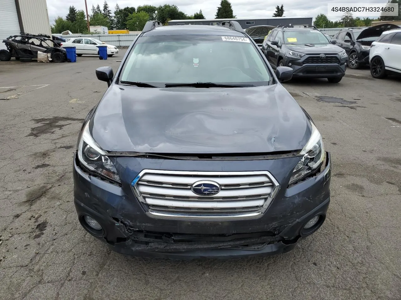 4S4BSADC7H3324680 2017 Subaru Outback 2.5I Premium