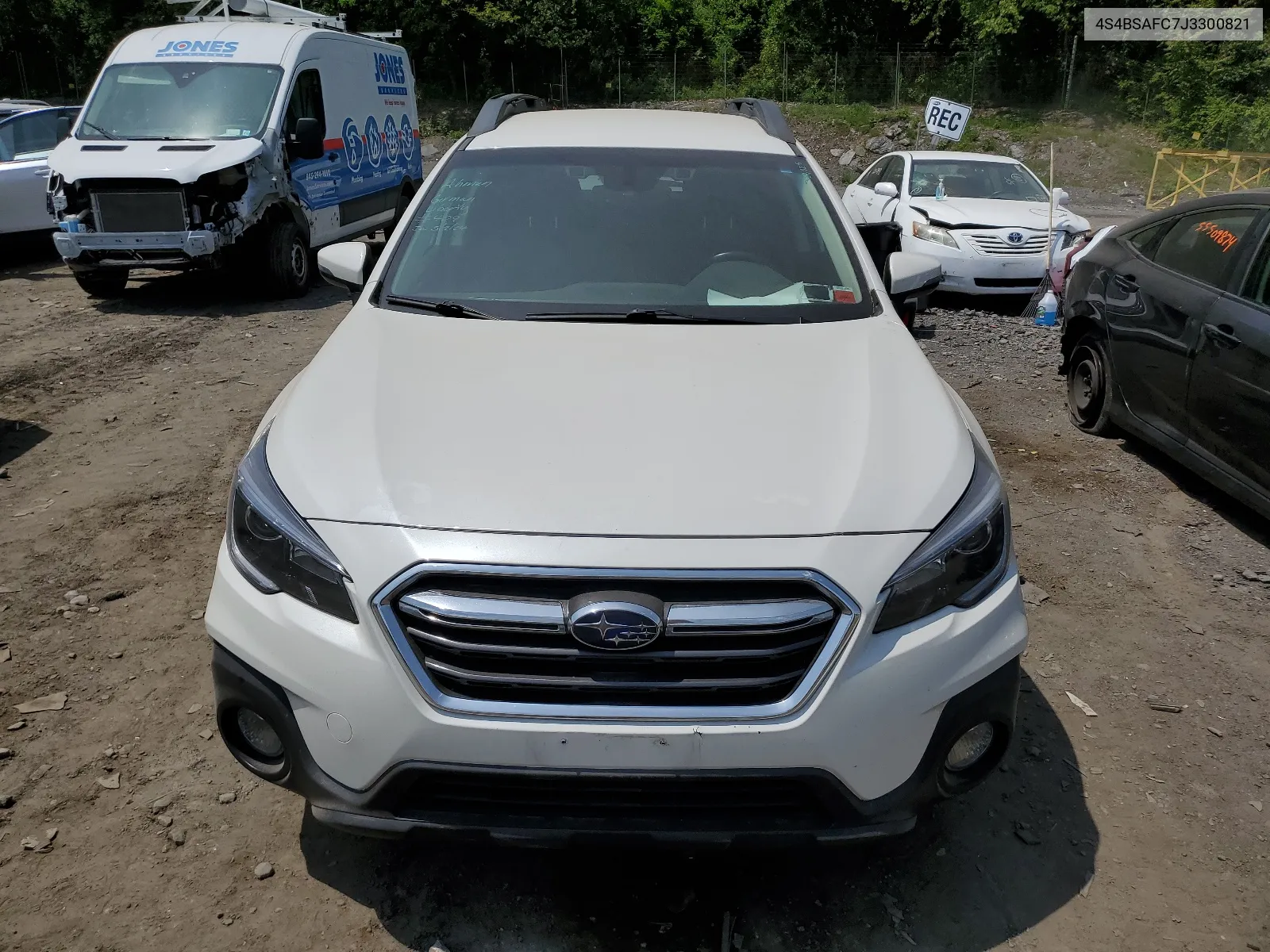 2018 Subaru Outback 2.5I Premium VIN: 4S4BSAFC7J3300821 Lot: 55299624