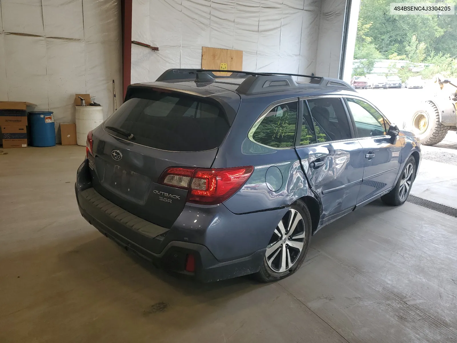 2018 Subaru Outback 3.6R Limited VIN: 4S4BSENC4J3304205 Lot: 66823764