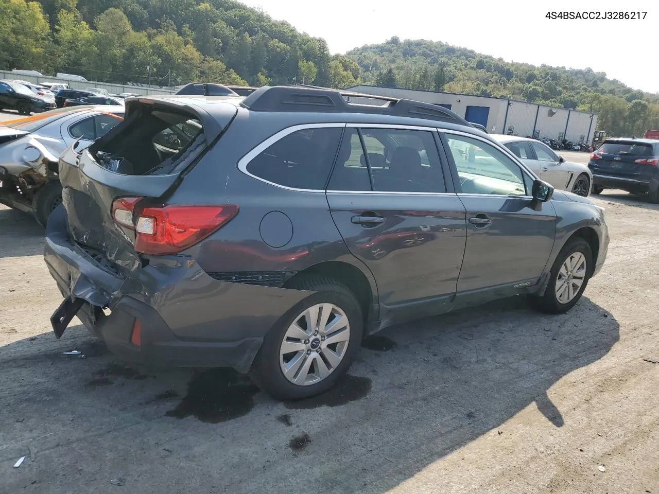 2018 Subaru Outback 2.5I Premium VIN: 4S4BSACC2J3286217 Lot: 71188204