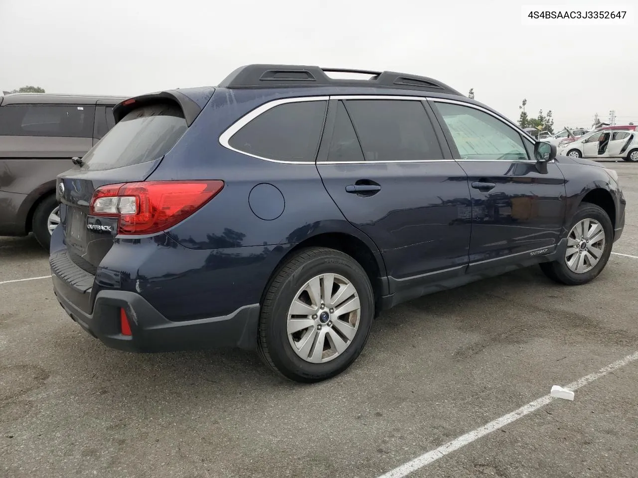 2018 Subaru Outback 2.5I VIN: 4S4BSAAC3J3352647 Lot: 71286924